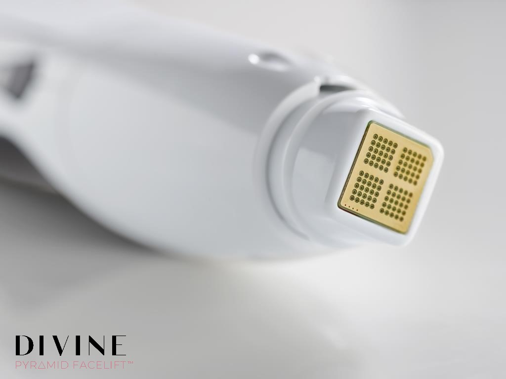 Divine pro device for for facial rejuvenation treatments