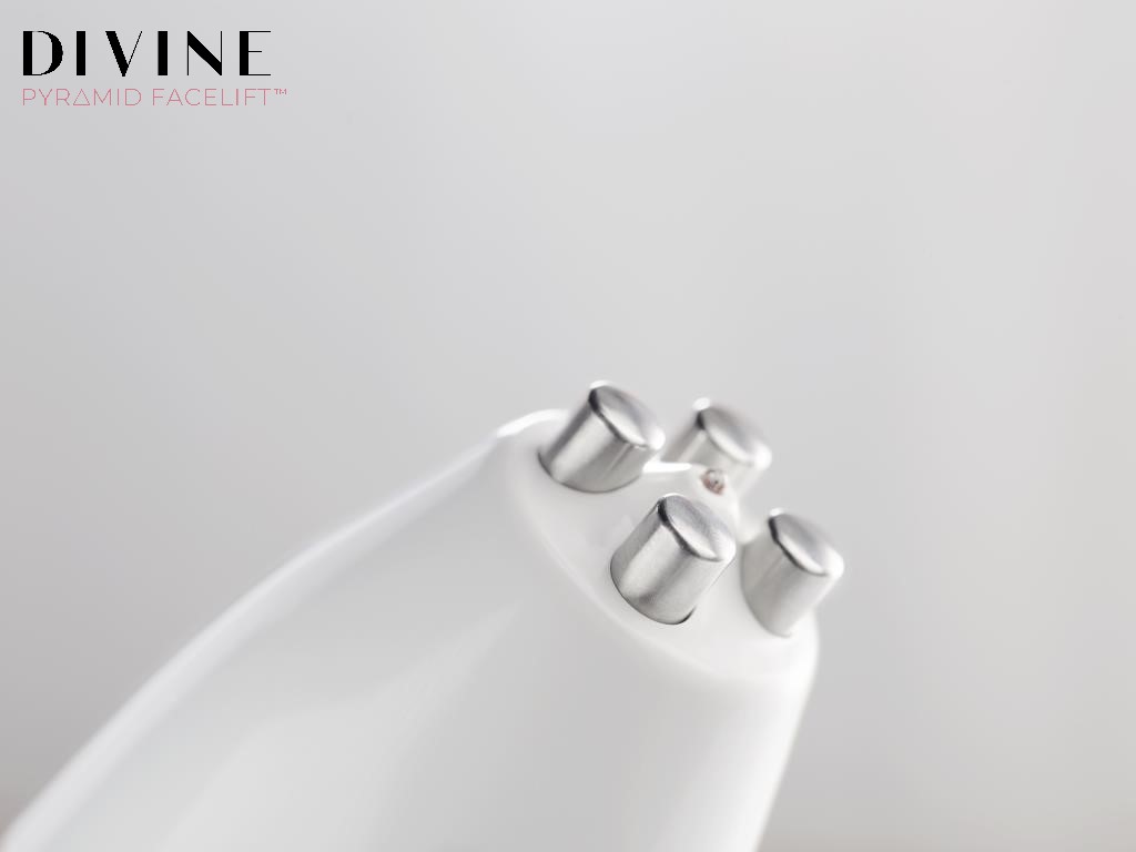Divine pro device for for facial rejuvenation treatments